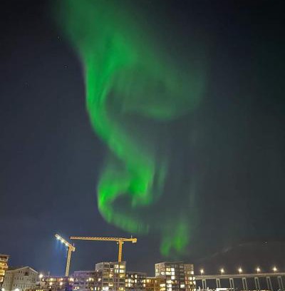 Tromso Apartment | The Seaview Suite - Tromsø harbour!