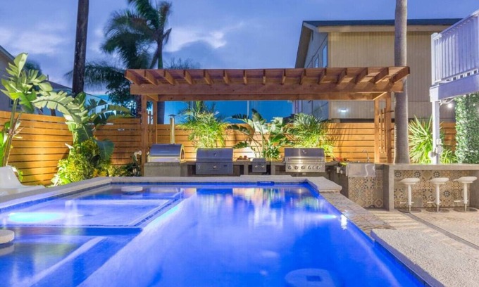 South Padre Island House | The Self-Sustainable Beach House