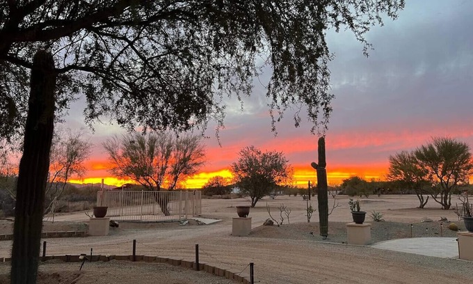 Rio Verde Foothills House | The Shah Mountain Ranch Retreat