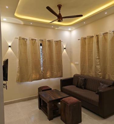 Benaulim House | The Sharva 3 by Shiva stays with Open Air Bathtub, Close to Varca beach