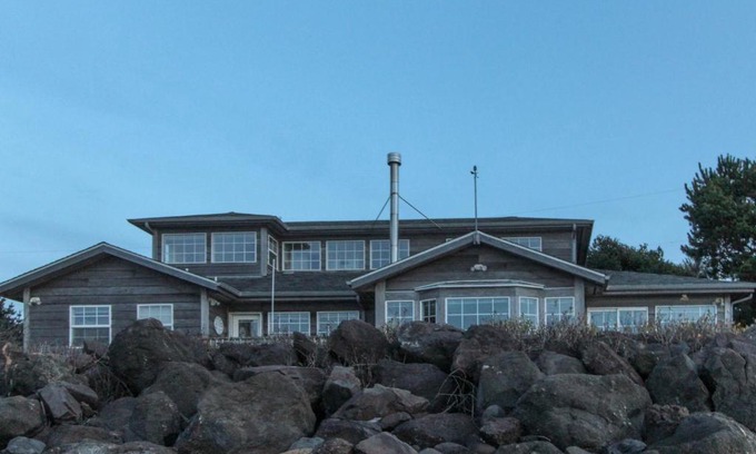 Waldport House | The Shideler House