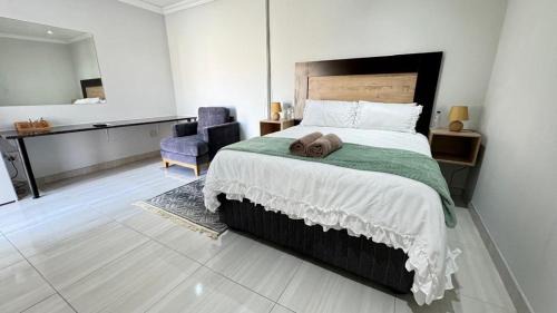 Walvis Bay House | The Shifting Whispering Sands Guesthouse