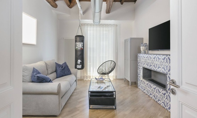 Old Town Apartment | The Silver Lava
