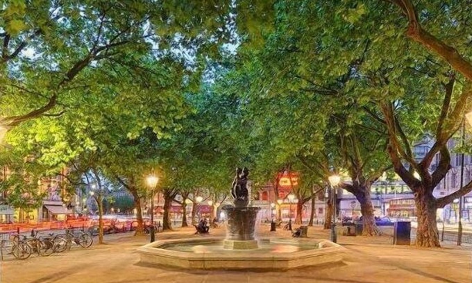 Churchill Apartment | The Sloane Suite with Private Terrace in Victoria