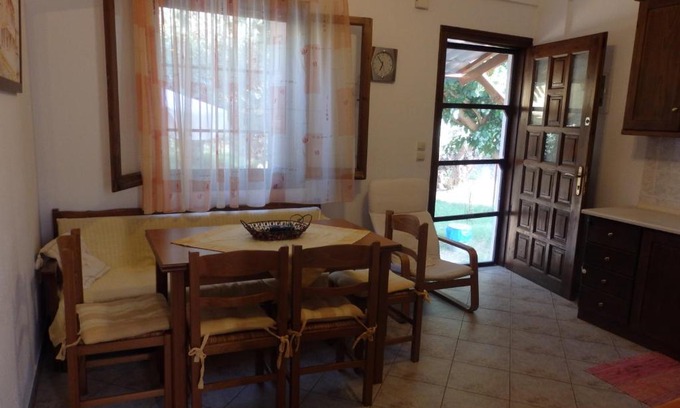 Lefokastron House | The Small House in the Olive Grove