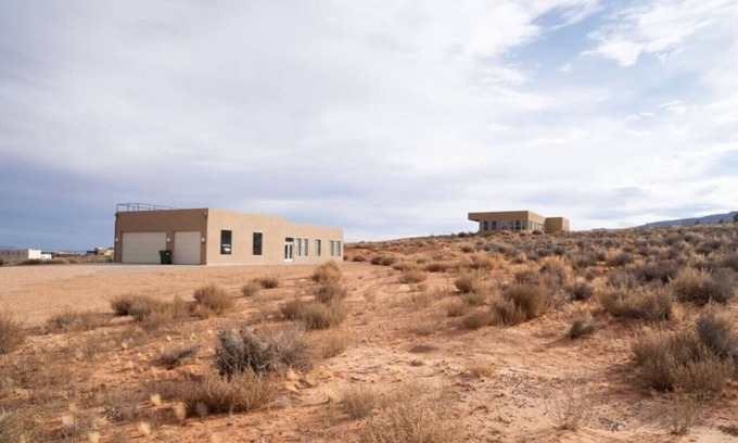 Big Water House | The Smoking Mirrors~ Dual Luxury Home Experience