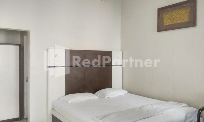 Batu Karas Hotel | The SO Hotel Mitra RedDoorz