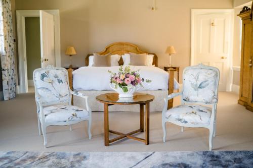 Winterbourne Stoke Apartment | The South Wing