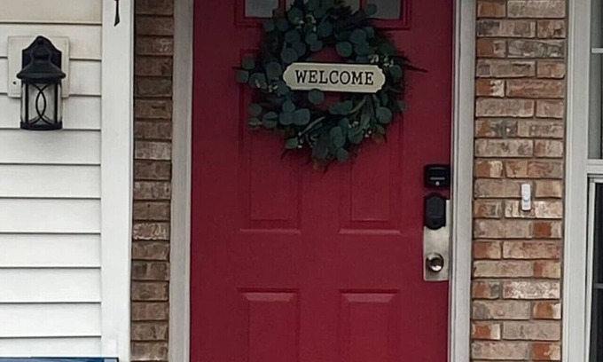 Ozark Condo | The Southwest Place II