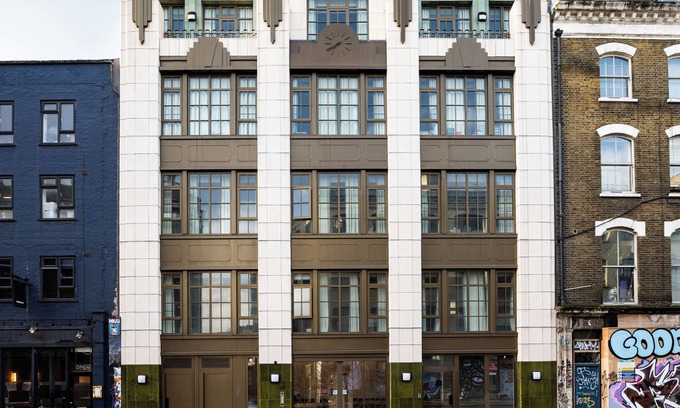 Spitalfields Apartment | The Spitalfields Works by Urban Rest