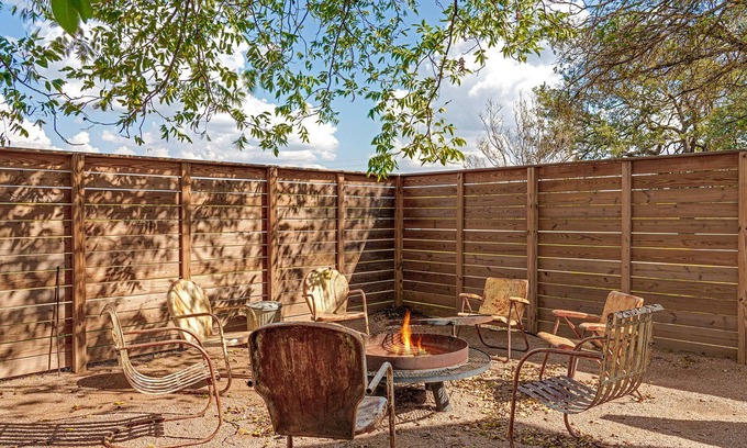Harper House | The Spot