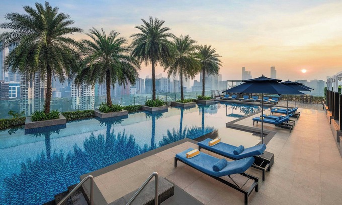 Lower Parel Hotel | The St. Regis Mumbai