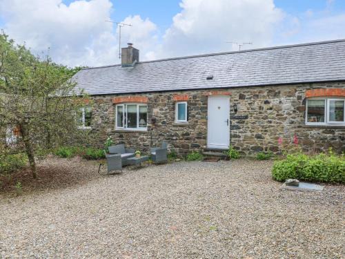 St Brides House | The Stables
