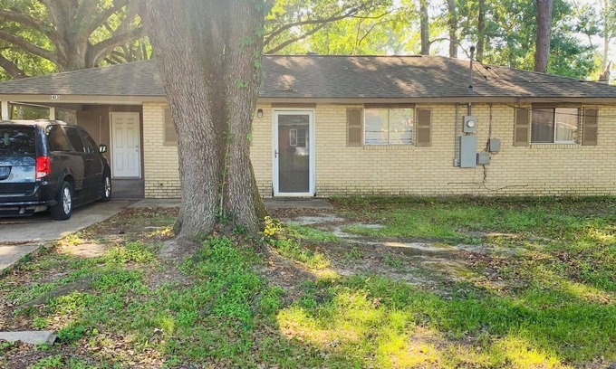 Gonzales House | The Stacy House