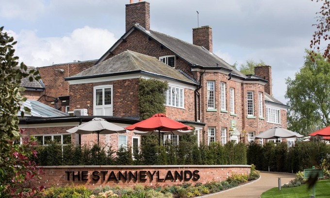 Wilmslow Hotel | The Stanneylands