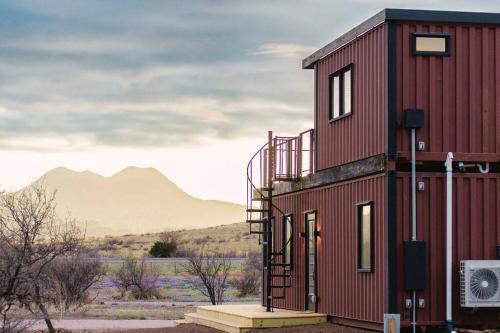 Alpine House | The Stardust Stunning Container Home