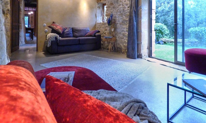 Vitrac House | The Starry Cottage Retreat