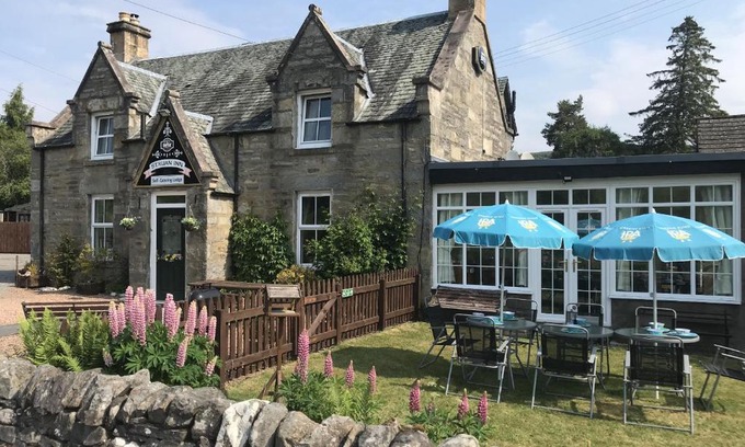 Calvine House | The Struan Inn Self Catering Lodge