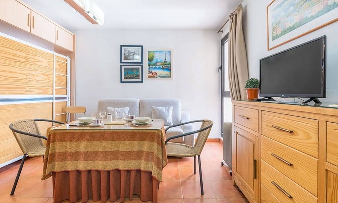 Pradollano Apartment | The studio apartment "Monte Gorbea 4 E" is located in Sierra Nevada and offers direct access to