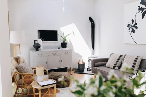 Helen's Bay Apartment | 'The Studio' Designer, seaside cottage