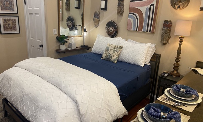 Shockoe Bottom Apartment | The Studio@ Eanes Drug