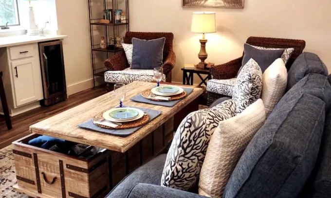 Duck House | The Sugar Shack – Cozy Beach Box Cottage in Duck, NC