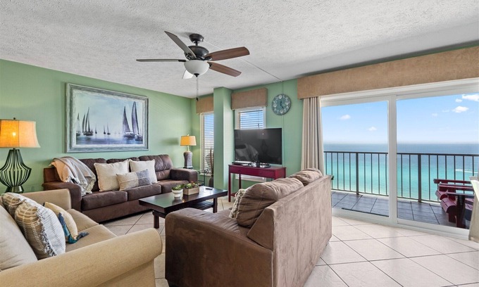 Panama City Beach Condo | The Summit 1512 | 3 Bed, 2.5 Bath