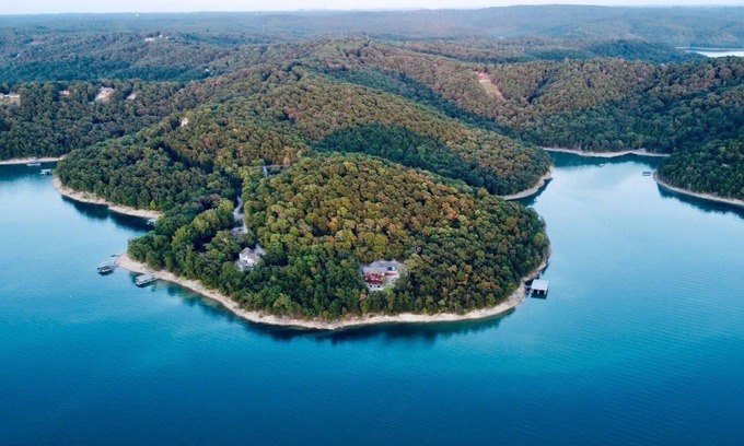 Sylvan Shores House | The Summit @ Beaver Lake