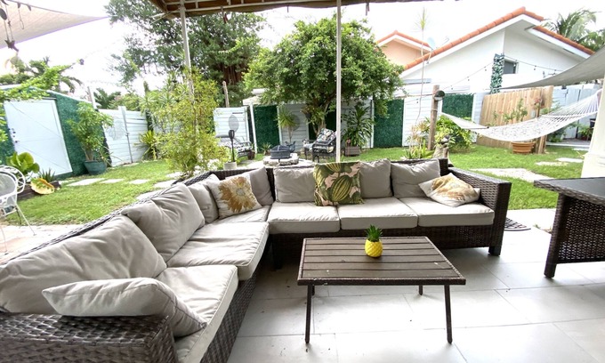 North Miami Beach Villa | The Sun Gardens Villa