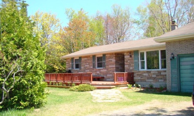 Sauble Beach Cabin | The Sunflower Cottage, Perfect for Family Get-Away in Sauble Beach.