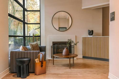 Davie Village Apartment | The Sunset Hotel West End, Sonder by Marriott Bonvoy