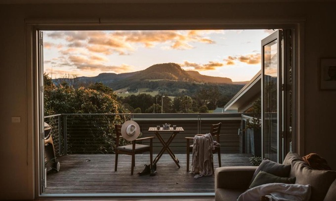 Kangaroo Valley House | The Tailor's Terrace, Kangaroo Valley
