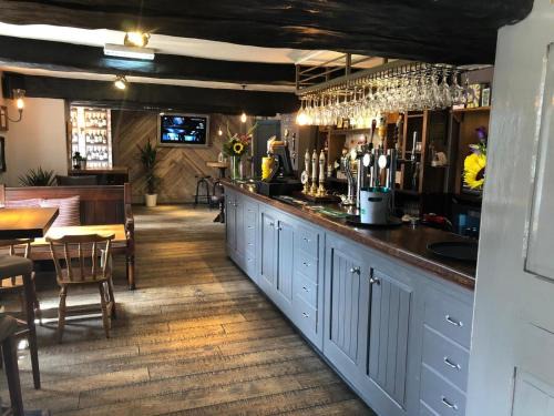 Tansley Hotel | The Tavern