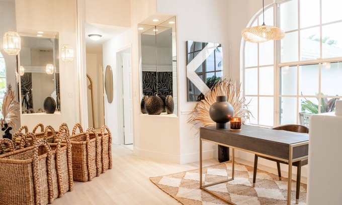 Hunt Club House | The Teakwood Villa - Secluded & Luxurious Pool Home in West Palm Beach