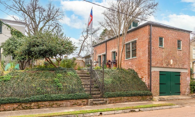 Natchez Cottage | The Terrace Carriage House, a place like no other!