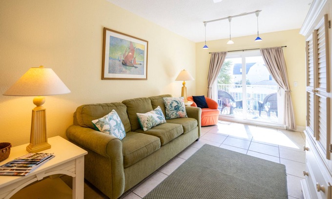 Ocean Cay Condo | The Terraces #202-Condo -Pool! | 1 Bed, 1 Bath