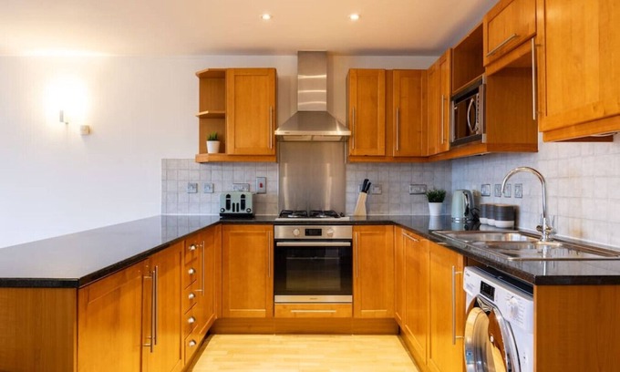 South Acton Apartment | The Tower Bridge Apartments
