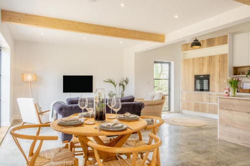 Godshill House | The Tractor Shed - Whitwell