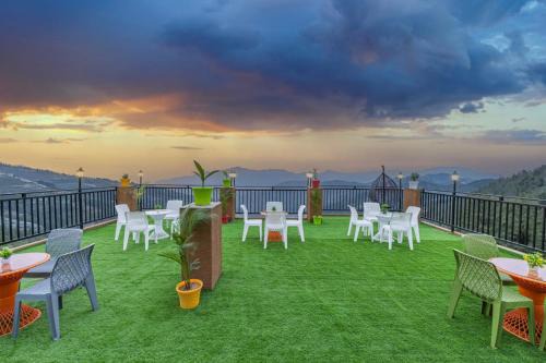Fagu Hotel | The Traditional Retreat I Open Air Multi Cuisine Restaurant l Stargaze Café l Balaju Banquet Hall l Sky Night Bonfire l Free Wi-Fi Connectivity l Charvi Retreat by Exotic Stays