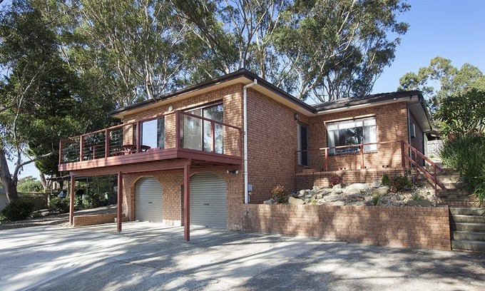 Woonona House | The Tree House By the Sea - Woonona Beach