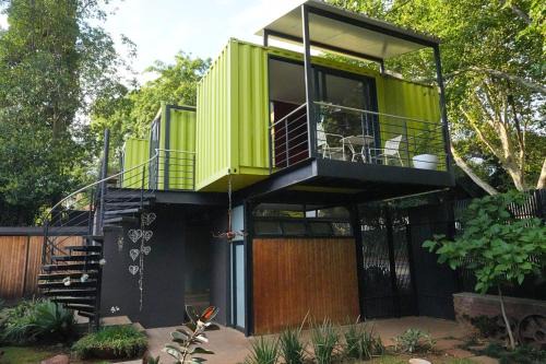 Parkview Apartment | The Tree House