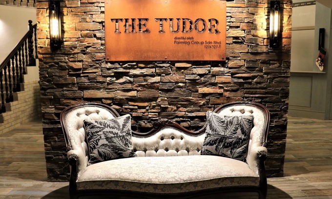 Taman Istana House | The Tudor