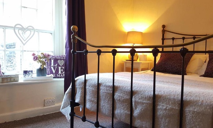 Richmond Hotel | The Turf Hotel