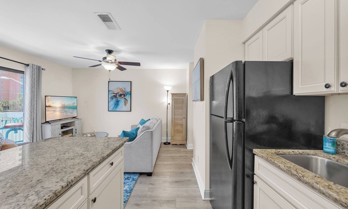Gulf Shores Condo | The Turtle Nest: Location, Location Location!