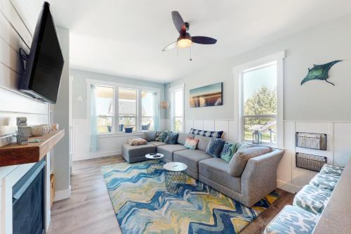 Nelscott House | The Turtle Nest