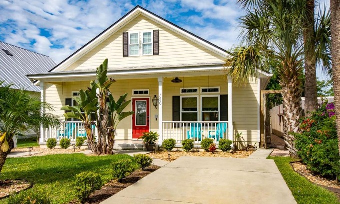 Lincolnville House | The Twine House