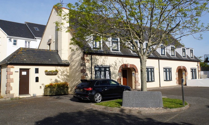 Saint Helier Apartment | The Uplands Serviced Apartments