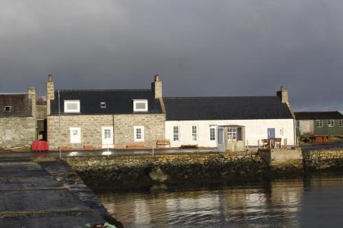 Unst House | The Uyeasound Old Pier Cottage