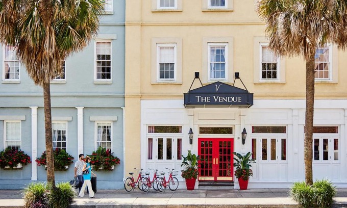 French Quarter Hotel | The Vendue, Downtown Art Hotel