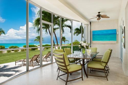 Grace Bay Apartment | The Venetian on Grace Bay